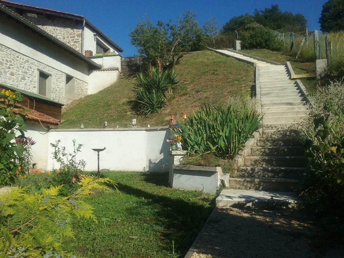 Gite Le Chapis Saint-Chamond Εξωτερικό φωτογραφία
